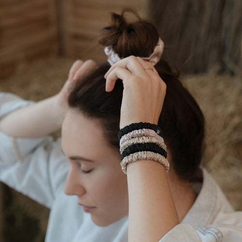 THE PLUSH SILK SCRUNCHIES