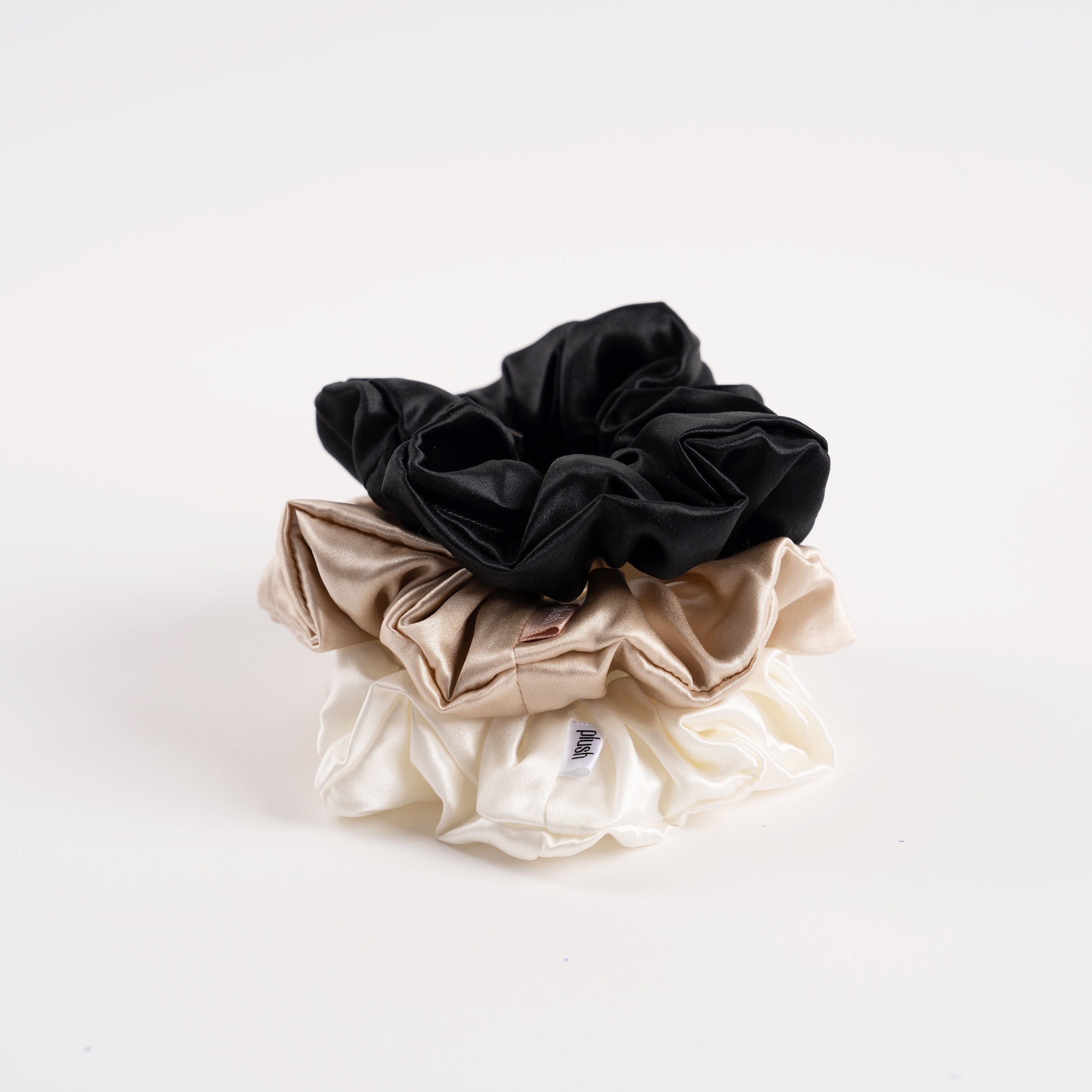 THE PLUSH SILK SCRUNCHIES